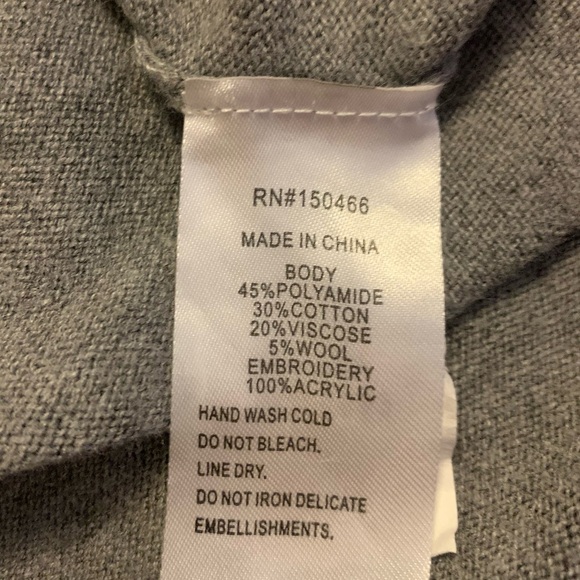 Market & Spruce Gray Floral Embroidered Top - Picture 6 of 6